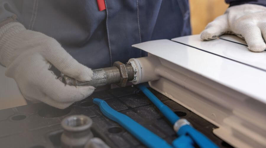 Professional water heater repair services in Melbourne, IA